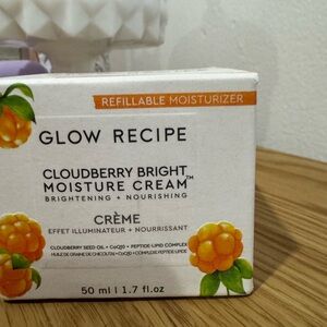 Glow Recipe Radiant White and Orange Moisturizer
